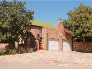 2 Bedroom Townhouse in Florauna
