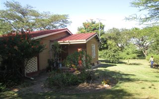 2.4 ha Farm in Plaston