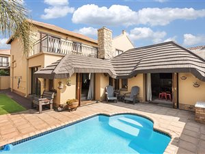 4 Bed House in Hughes