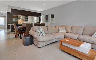 3 Bedroom Apartment in Oaklands