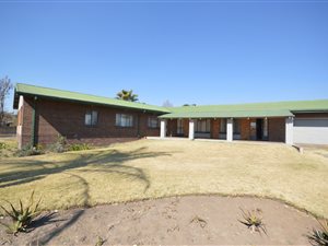 5 Bed House in Arbor Park