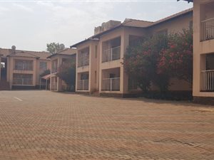 2 Bed Apartment in Rensburg
