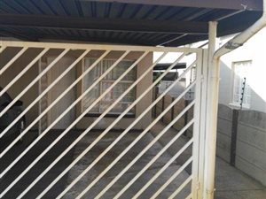1 Bed Garden Cottage in Krugersdorp West
