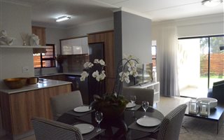 1 Bedroom Apartment in Linbro Park