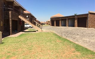 2 Bedroom Townhouse in Birchleigh