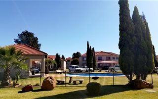 2 Bedroom Apartment in Vanderbijlpark SW