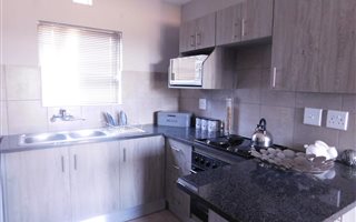 2 Bedroom Apartment in Pretorius Park