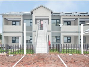 2 Bed Townhouse in Cloverdene
