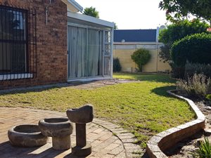 3 Bed House in Plattekloof Glen