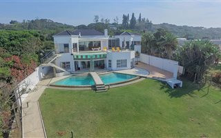 5 Bedroom House in Pumula