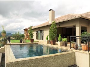 4 Bed House in Granite Hill
