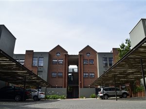 2 Bed Apartment in Randburg Central