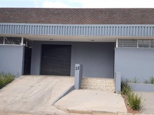 350 m² Commercial space in Roodepoort Central