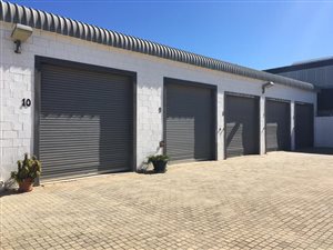 450 m² Industrial space in St Francis Bay