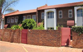 2 Bedroom Duplex in Garsfontein