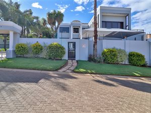5 Bed House in Meyersdal
