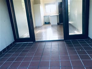 2 Bed House in Sheffield Beach