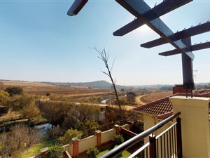 3 Bed Apartment in Sunninghill