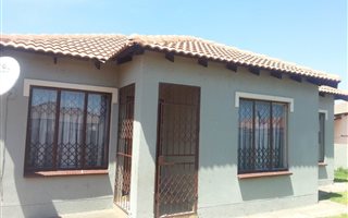 3 Bedroom House in Duvha Park