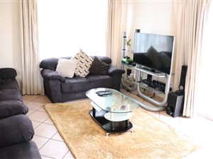 2 Bed Townhouse in Willow Park Manor