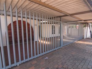 4 Bed House in Lenasia