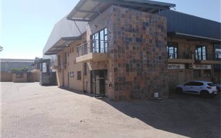 3351 m² Industrial space in Lea Glen