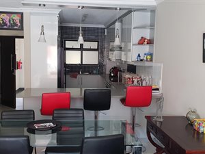 2 Bed Apartment in Baileys Muckleneuk
