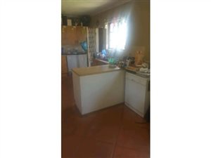 2 Bed House in President Park
