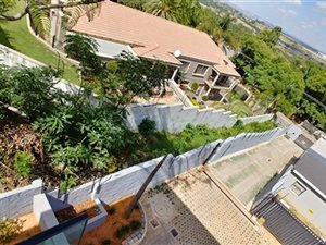 975 m² Land available in Waterkloof Ridge