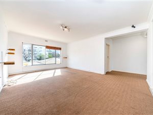 2 Bed Apartment in Diep River