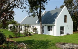 4 Bedroom House in Greyton