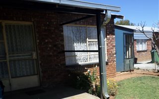 2 Bedroom House in Ventersdorp