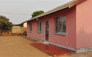 3 Bedroom House in Mabopane