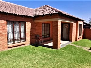 3 Bed Townhouse in Boardwalk Meander