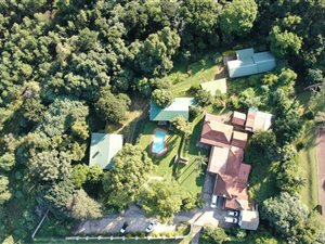 12 Bed House in Hilton