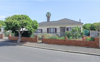 3 Bedroom House in Diep River