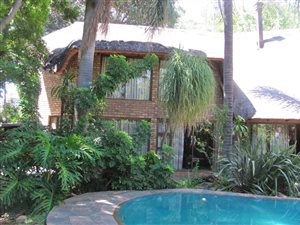 4 Bed House in Waterkloof Heights
