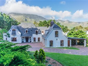 8 Bed House in Goedehoop