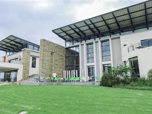 1 Bed Apartment in Jackal Creek Golf Estate