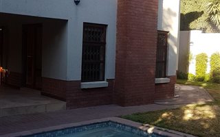 4 Bedroom House in Brooklyn