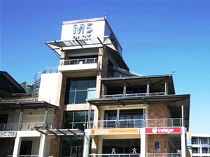 235 m² Commercial space in Maitland