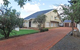 5 Bedroom House in Helicon Heights