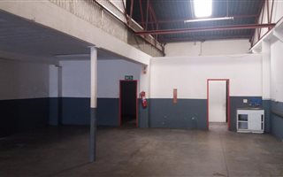 261 m² Industrial space in Steeledale