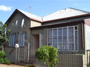 3 Bed House in Burgershoop