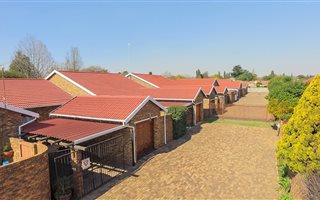 3 Bedroom Townhouse in Glen Marais