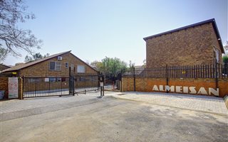 2 Bedroom Apartment in Wilgeheuwel