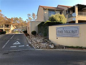 2 Bed Apartment in Silver Lakes