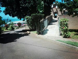 1 Bed Apartment in Freeland Park