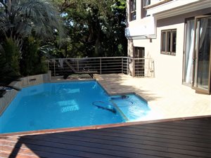 4 Bed Duet in Waterkloof Ridge