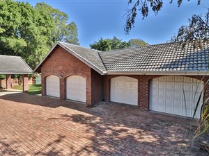 4 Bed House in Kloof